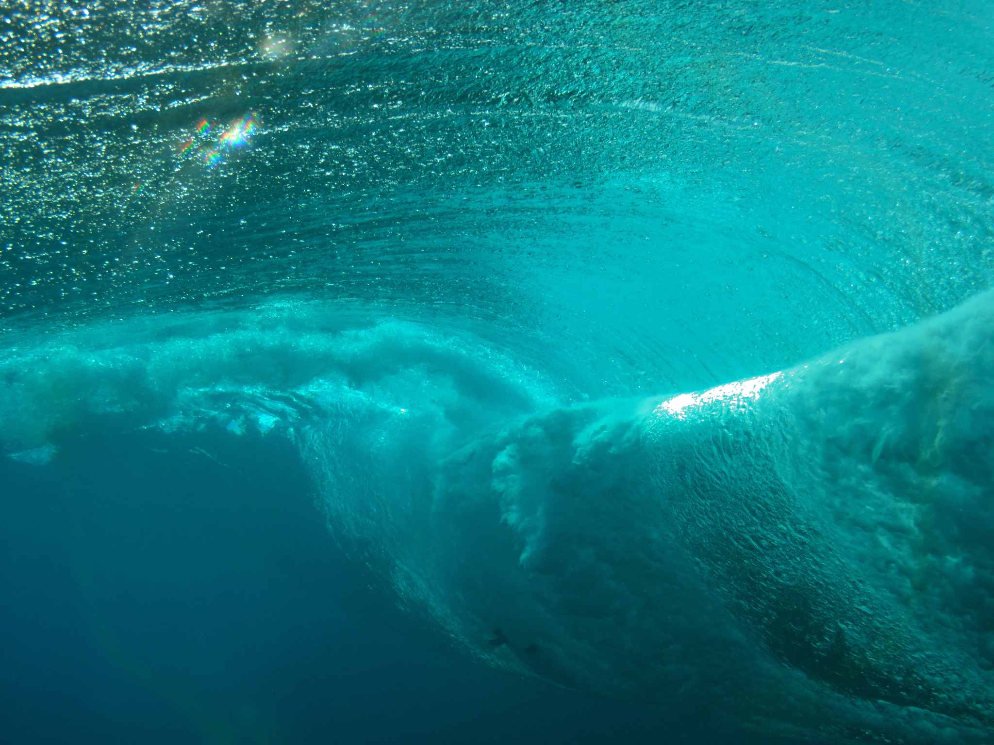 wave underwater