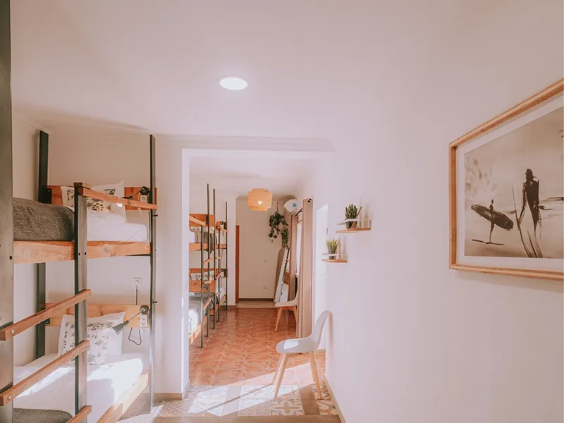 Cliff_Surfhouse_Shared_Room_Mirante09 Cliff Surf House Portugal Santa Cruz - Shared Rooms