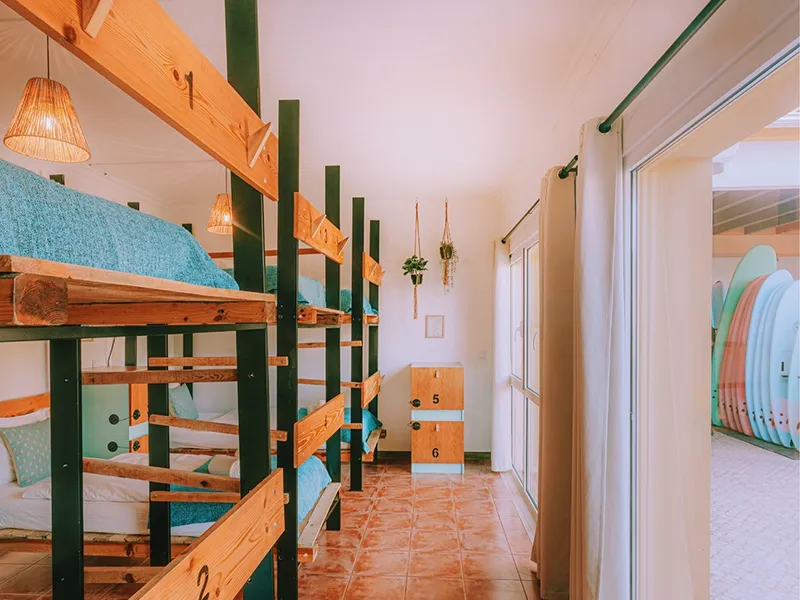 Cliff_Surfhouse_Shared_Rooms_Azul01 Cliff Surf House Portugal Santa Cruz - Shared Rooms