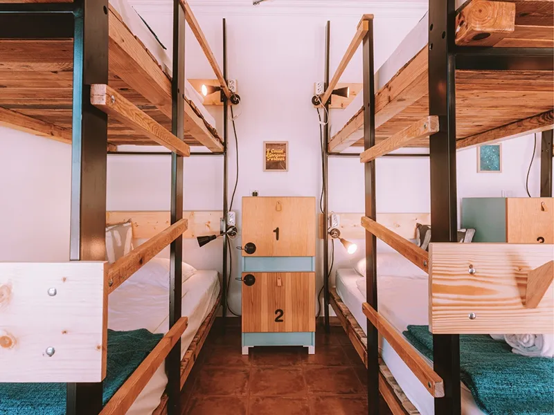 Cliff_Surfhouse_Shared_Rooms_Azul02 Cliff Surf House Portugal Santa Cruz - Shared Rooms