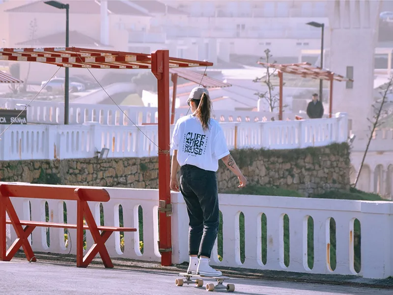 cliff-surf-house-santacruz-beach09 Cliff Surf House Portugal Santa Cruz - beach