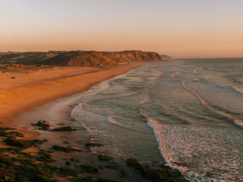 cliff-surf-house-santacruz-beach12 Cliff Surf House Portugal Santa Cruz - beach