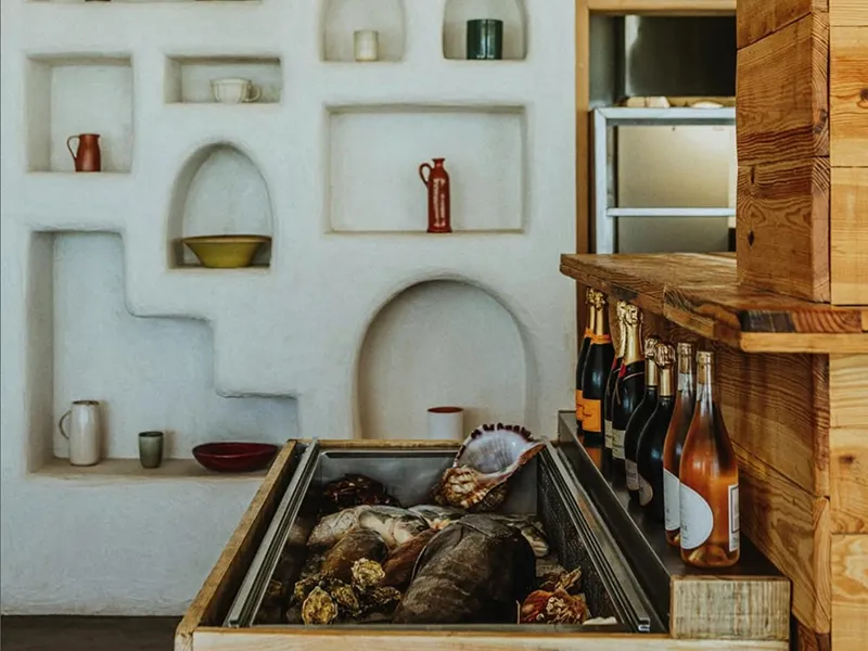 cliff-surf-house-santacruz-cafe04 Cliff Surf House Portugal Santa Cruz - cafe